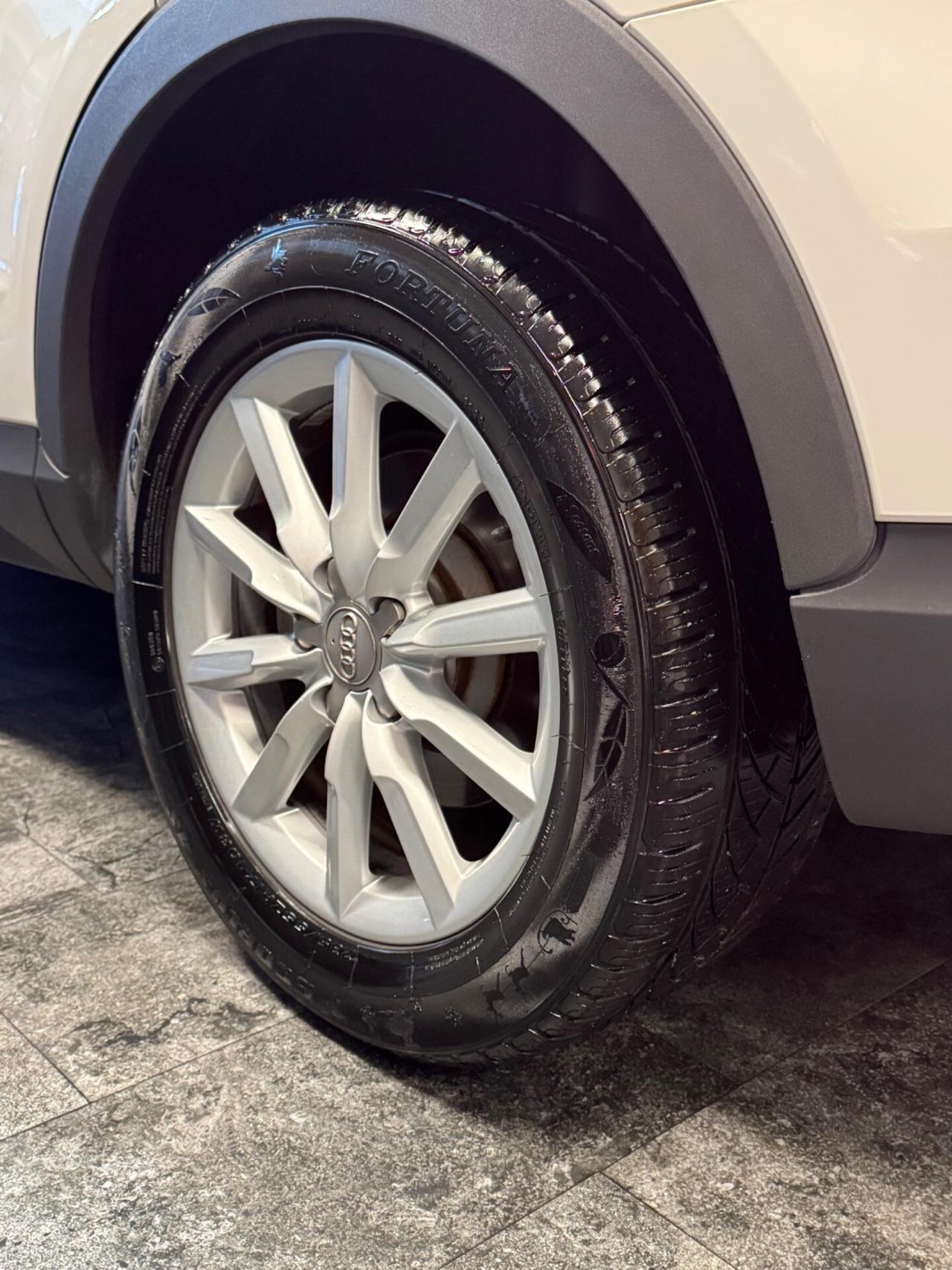 Audi Q3 2.0 TDI 120 CV S-Tronic Sport