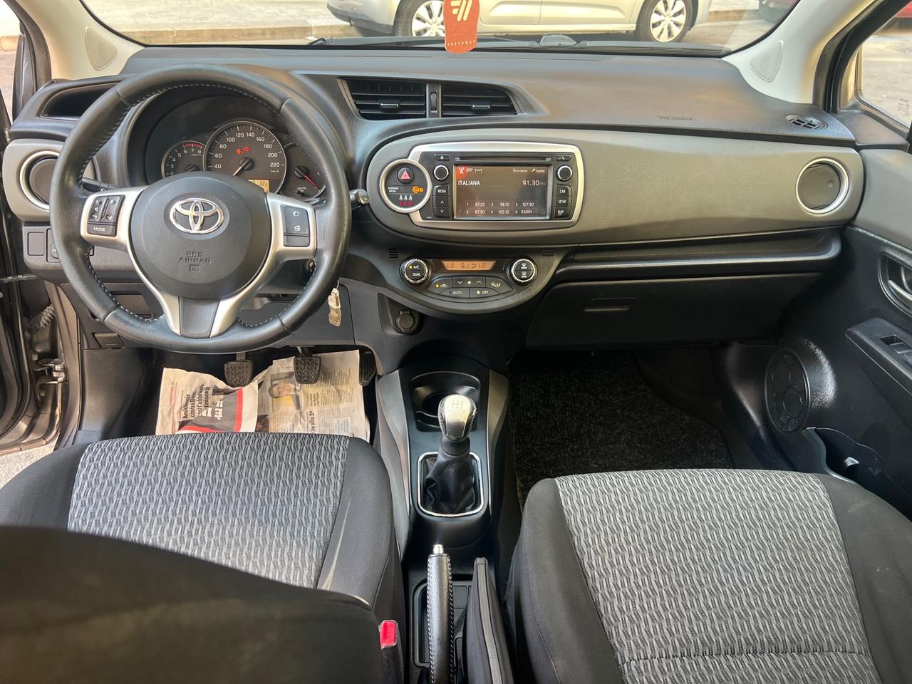 Toyota Yaris 1.0 5 porte style