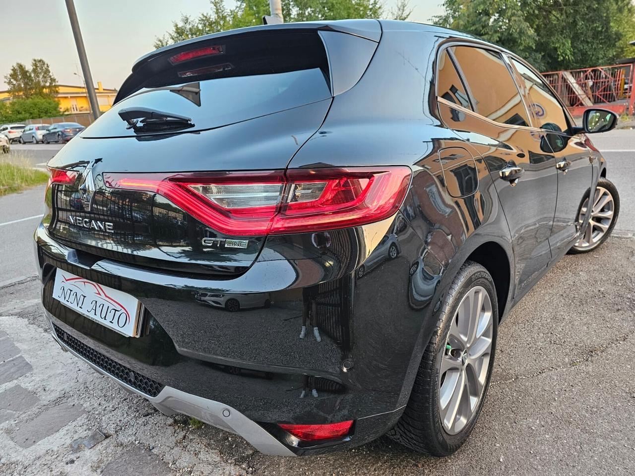 Renault Mégane 1.6 dCi 130cv GT-Line*Navi*Pdc*Unipro*Euro6*