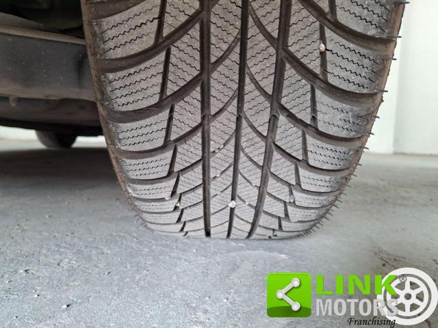 VOLKSWAGEN Passat Variant 2.0 TDI DSG Executive BlueMotion Tech. GARANZIA