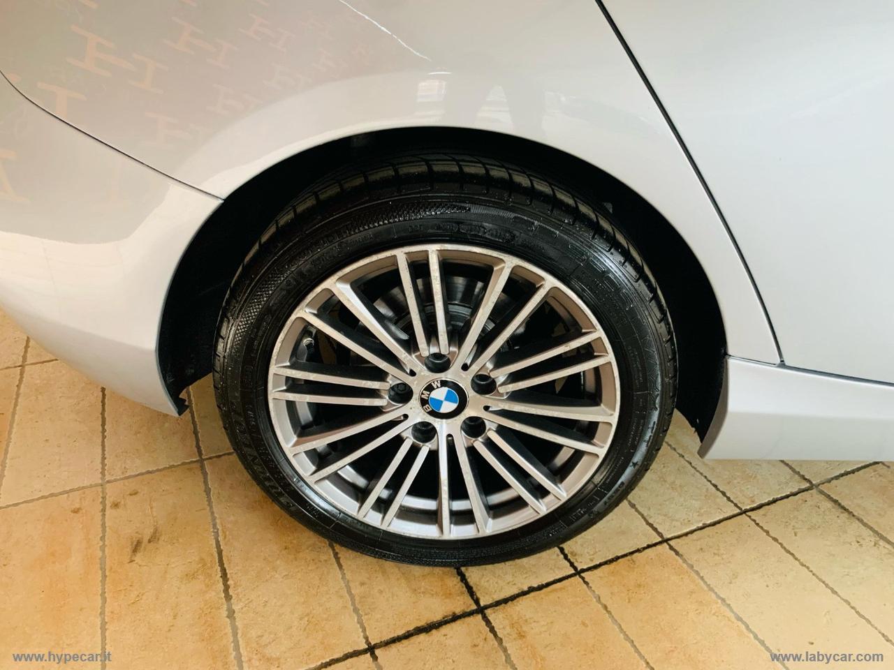 BMW 116d 5p. Urban