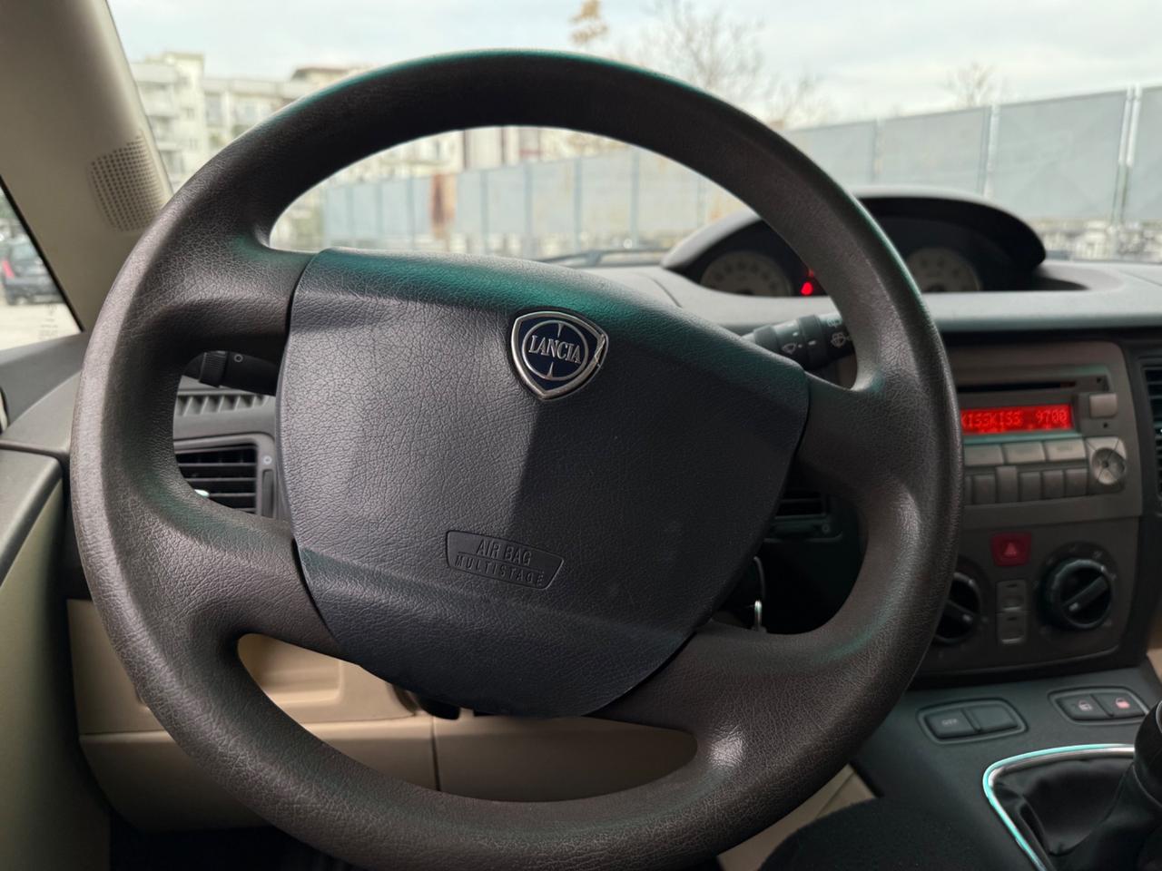 Lancia MUSA 1.3 Multijet Full puntini di grandine