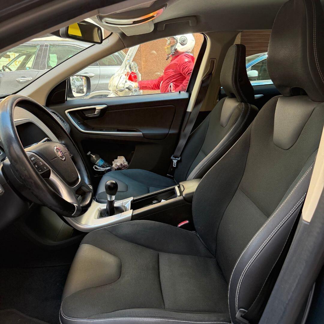 Volvo XC60 **UNICO PROPRIETARIO**