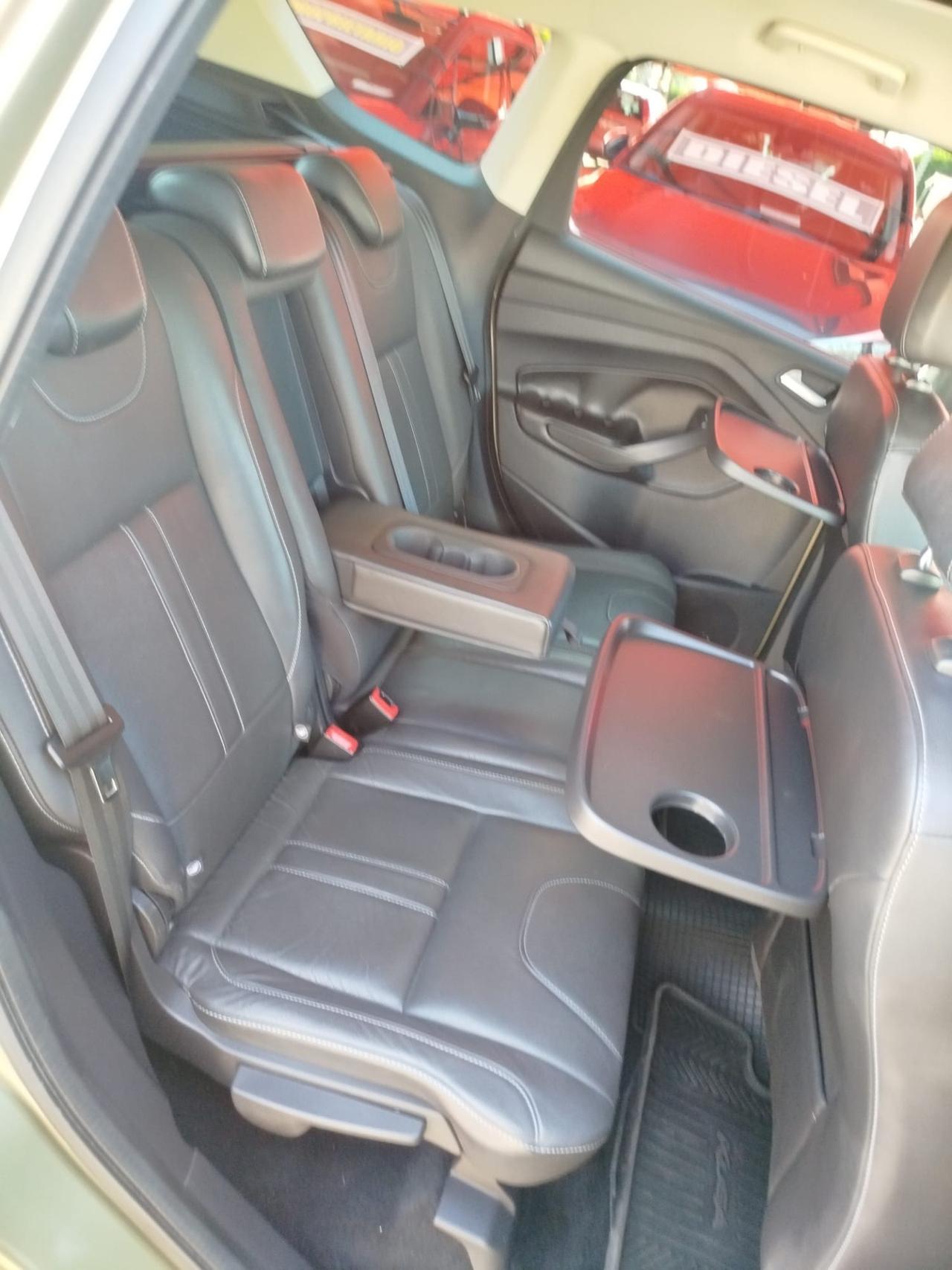 Ford Kuga 2.0 TDCI 140 CV 4WD Titanium