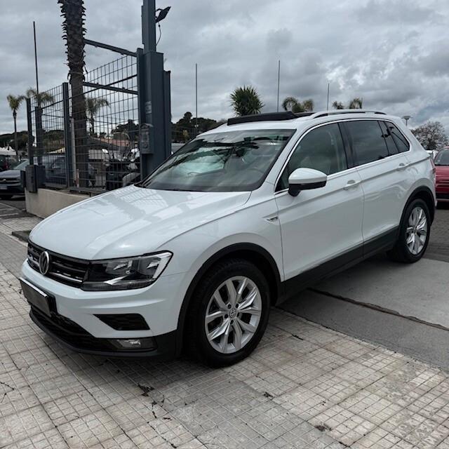 Volkswagen Tiguan 2.0 TDI SCR DSG R-LINE