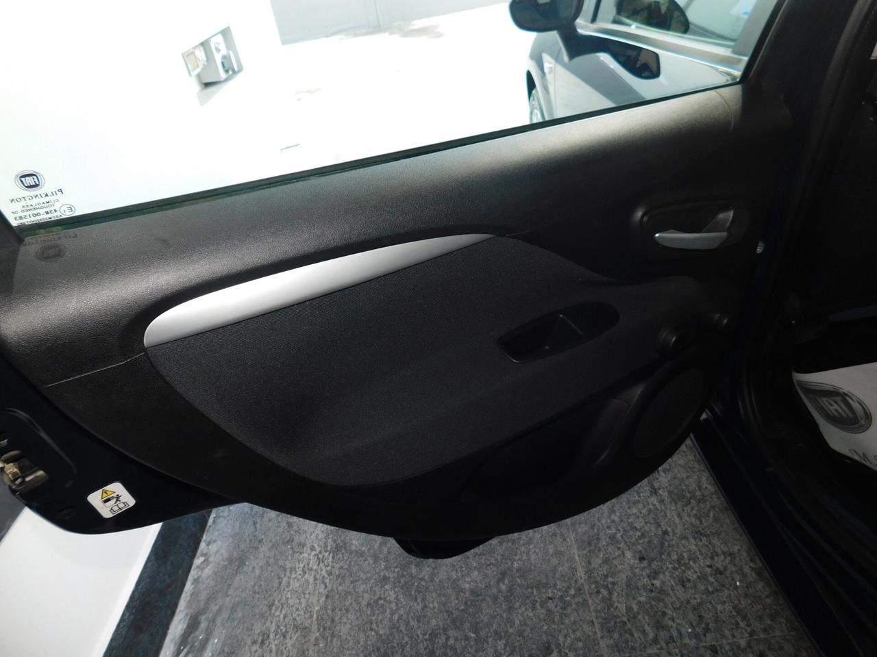 Fiat Punto 1.3 MJT II 75 CV 5 porte Lounge