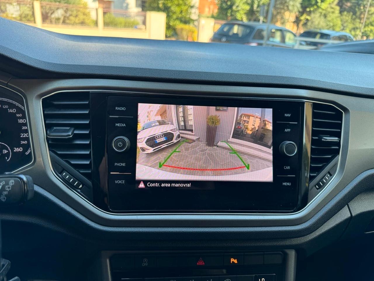 VW T-Roc 2.0 TDI SCR 150cv DSG BUSINESS BlueM Tech