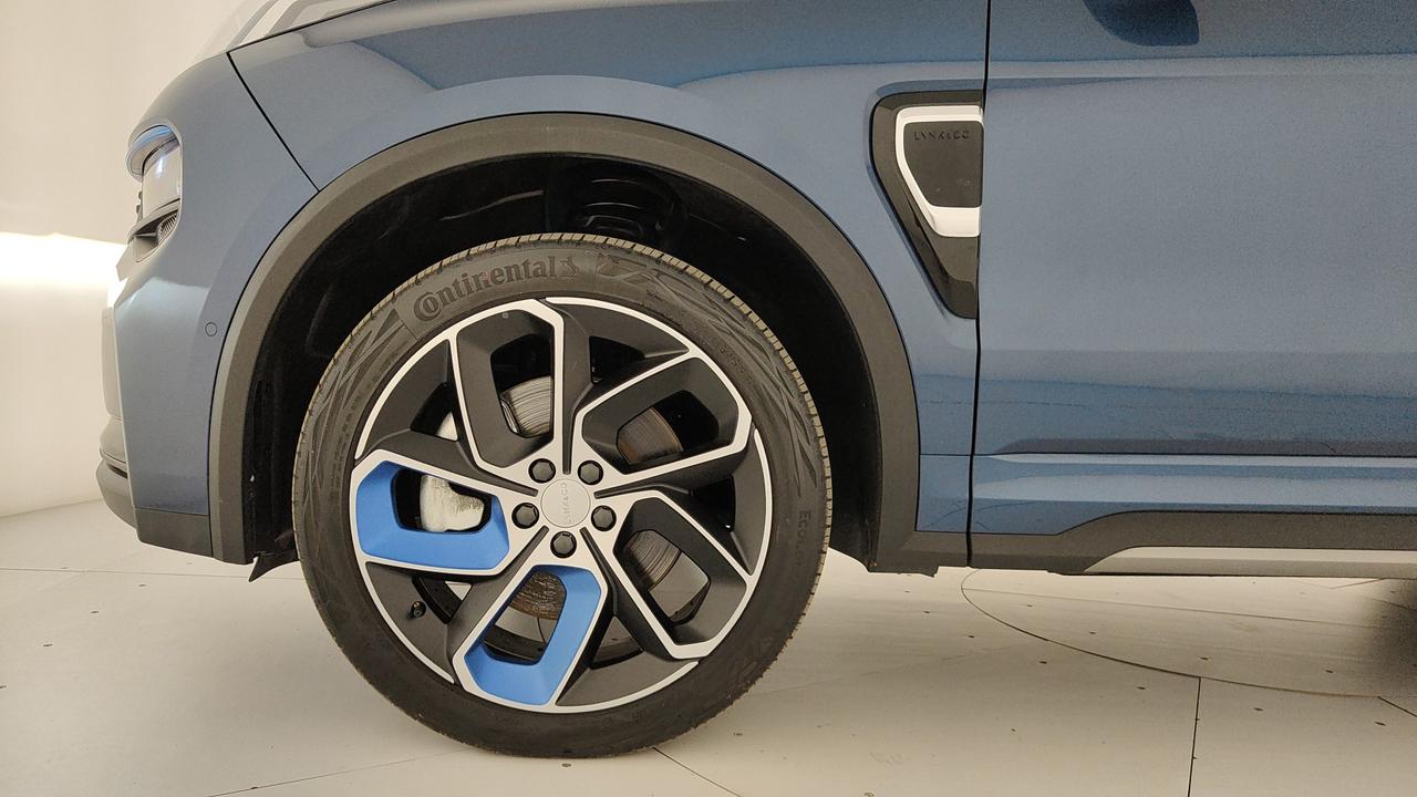 LYNK & CO 01 1.5 td phev auto