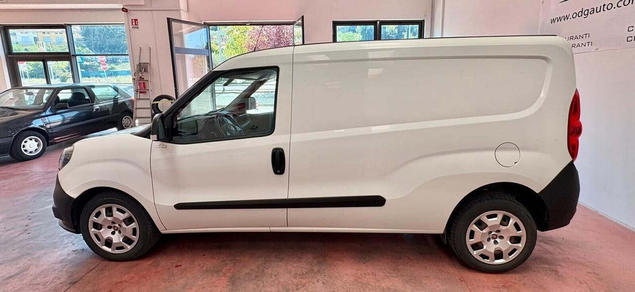 FIAT DOBLO serie3 POSTI3 DIESEL 1600 MULTIJET CV 105 Km 176.031Garanzia 12 mesi