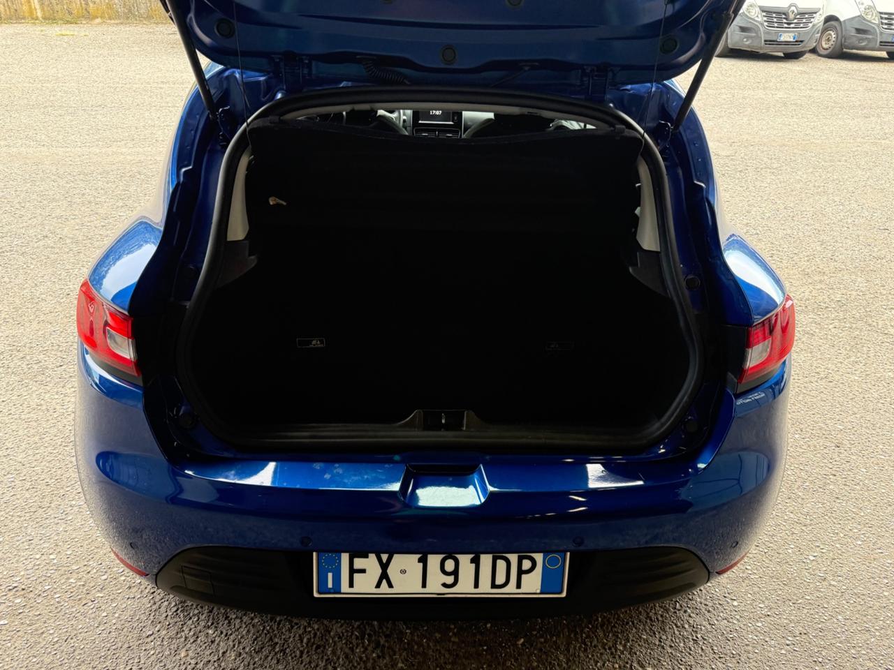 Renault Clio TCe 12V 90 CV 5 porte Moschino Life
