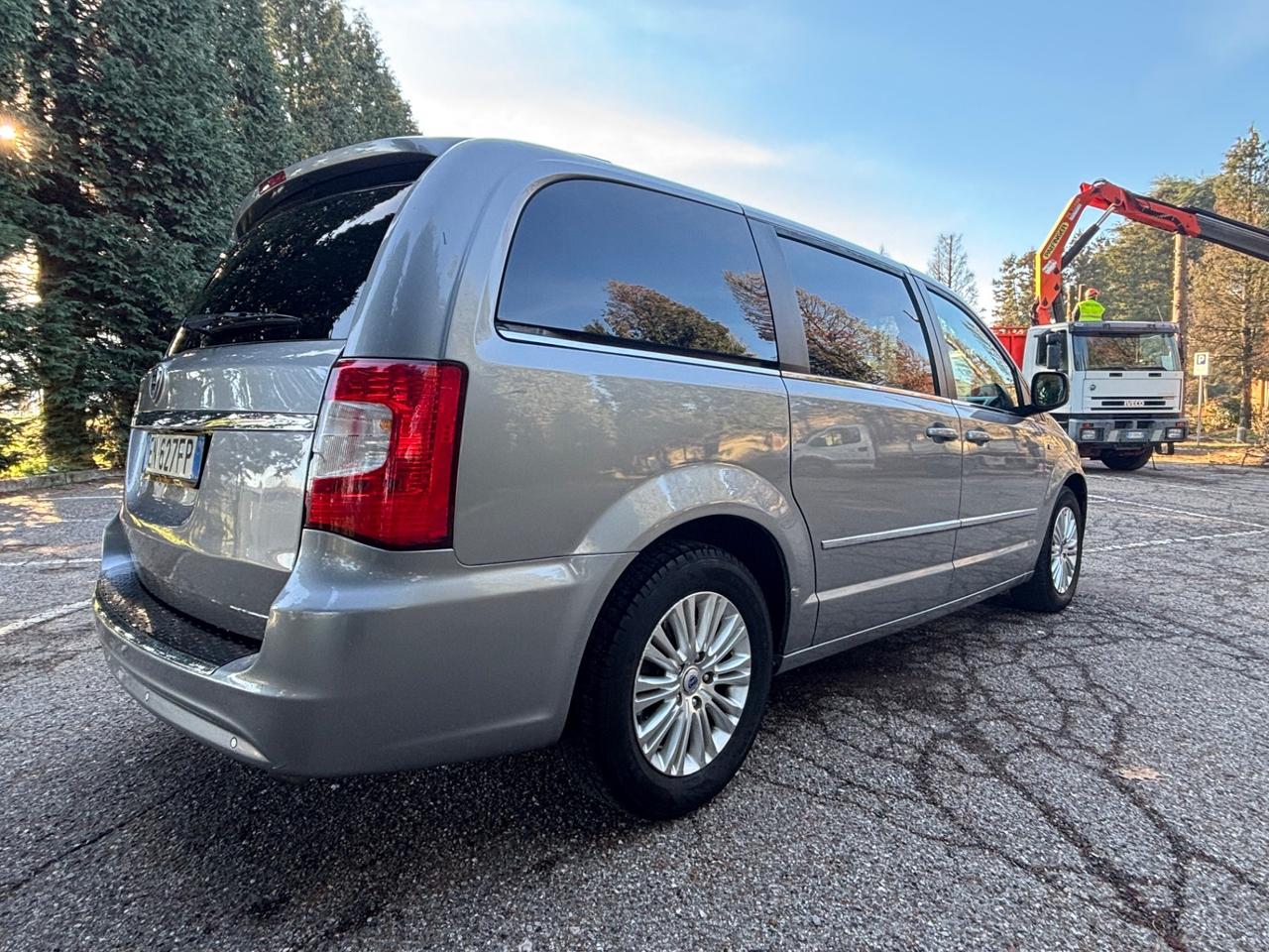 Lancia Voyager PLATINUM PELLE