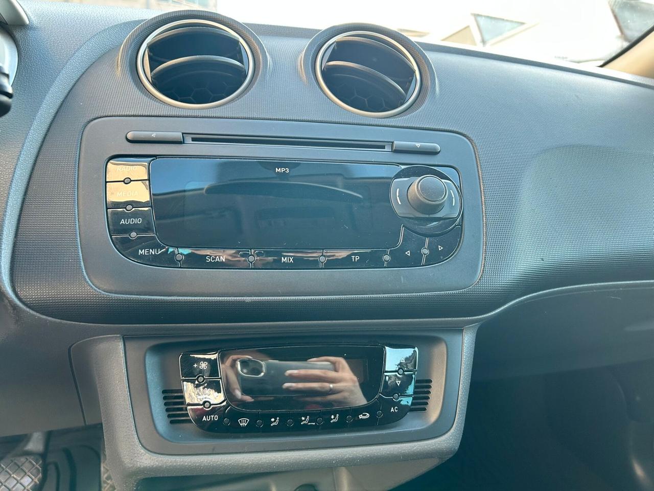 Seat Ibiza 1.2 BENZINA/METANO OK NEOPATENTATI 2012