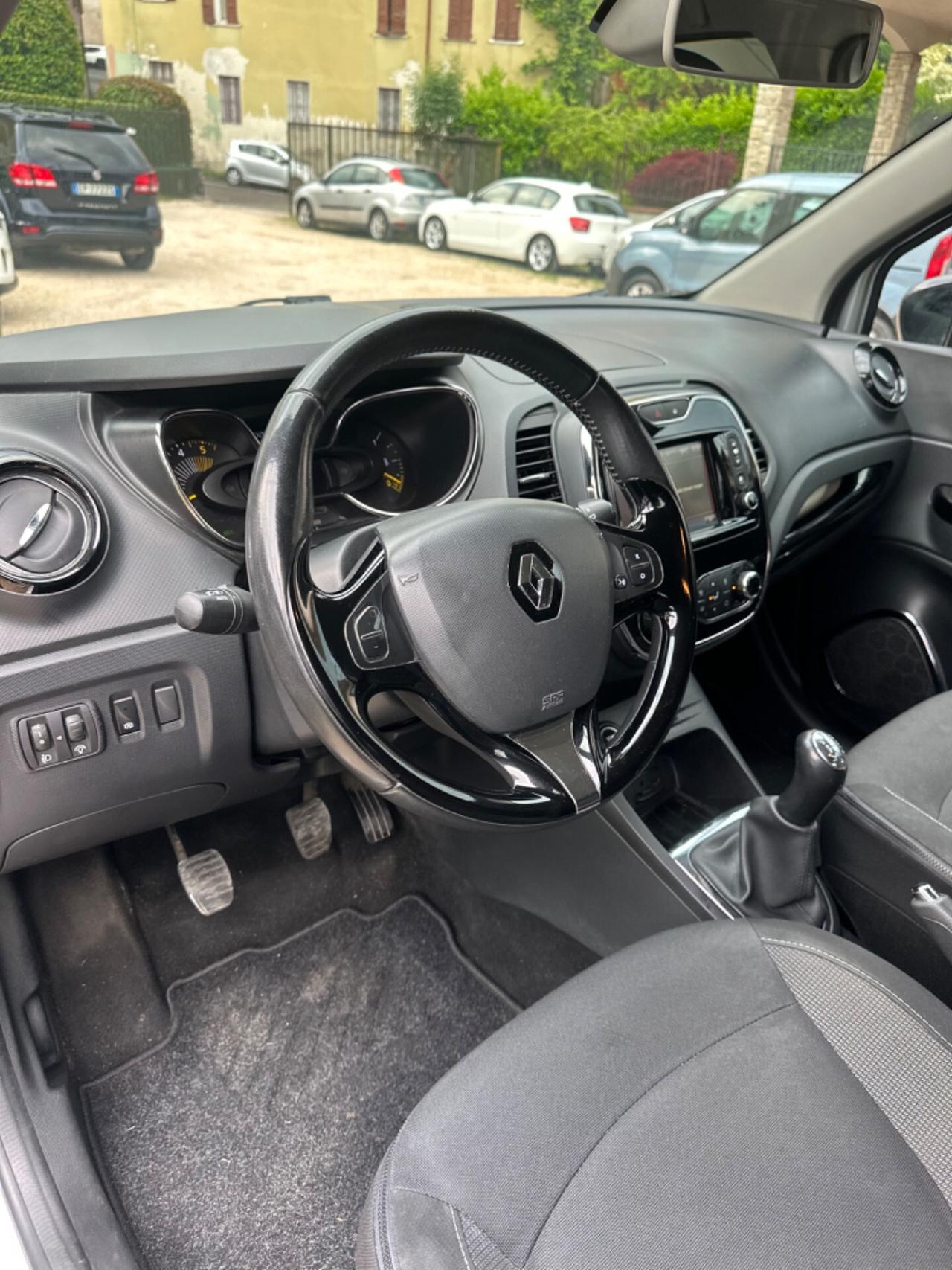 Renault CAPTUR 1.5 dCi 8V 90 CV R-LINK UNICOPR GARANZ