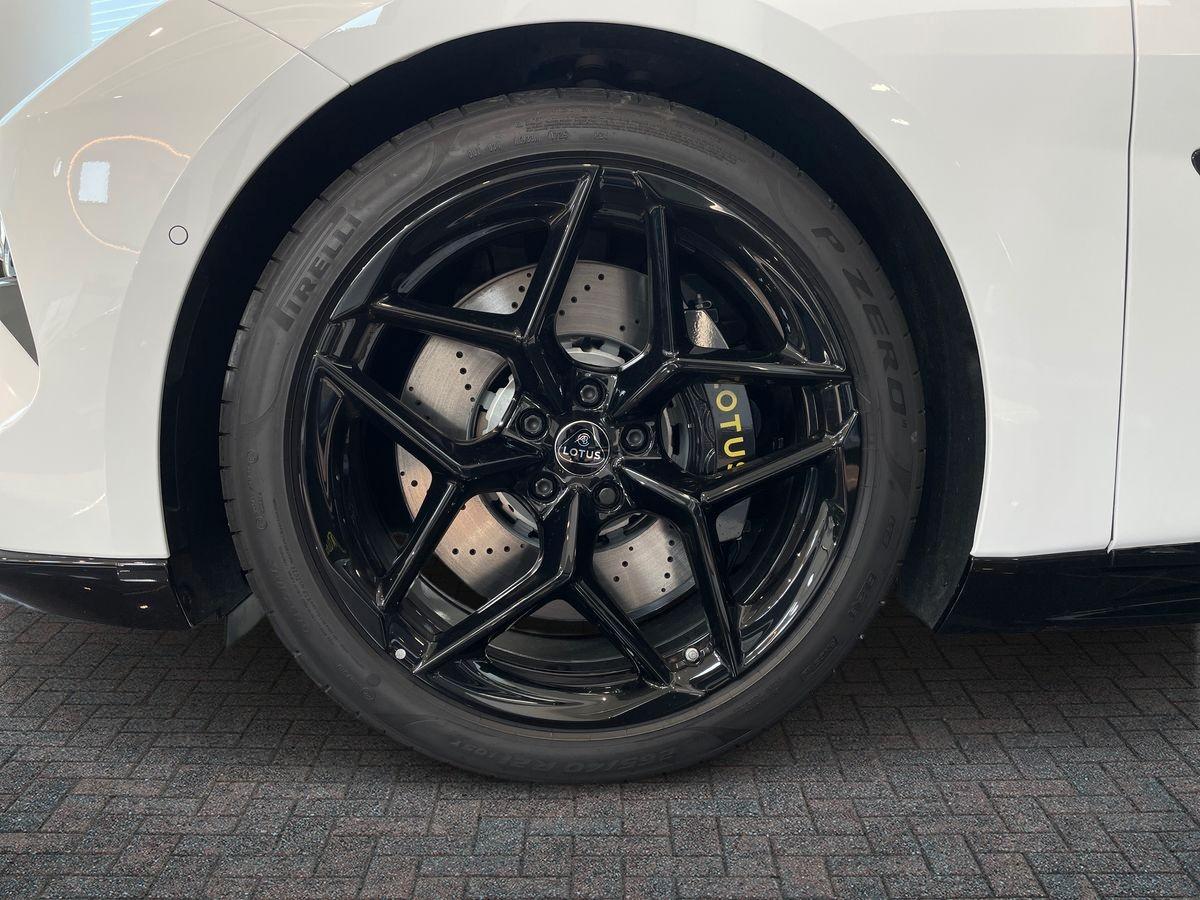 LOTUS EMEYA 600 GT SE