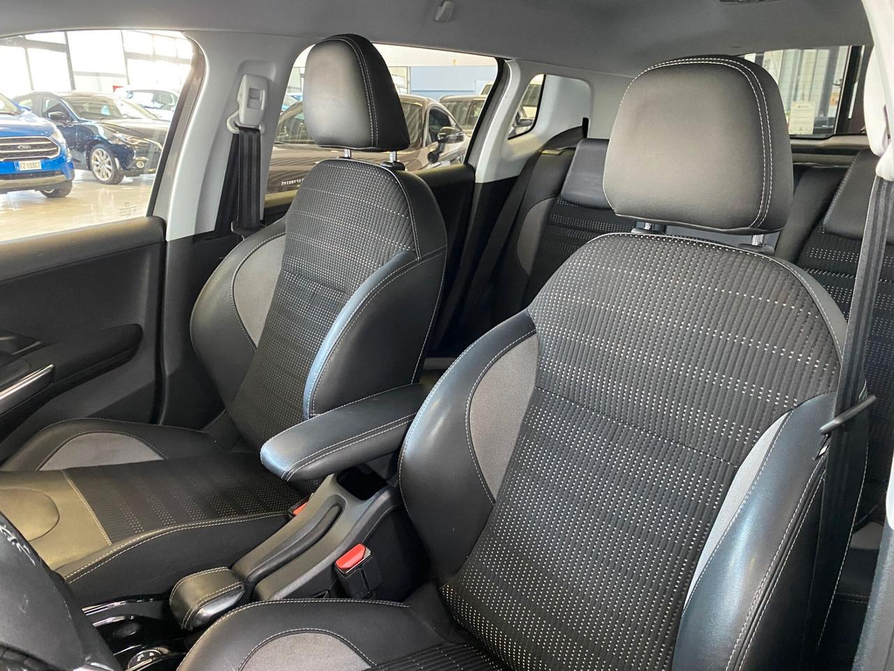 Peugeot 2008 1.6 BlueHDi 100 Allure UNiPRO/KMDOC