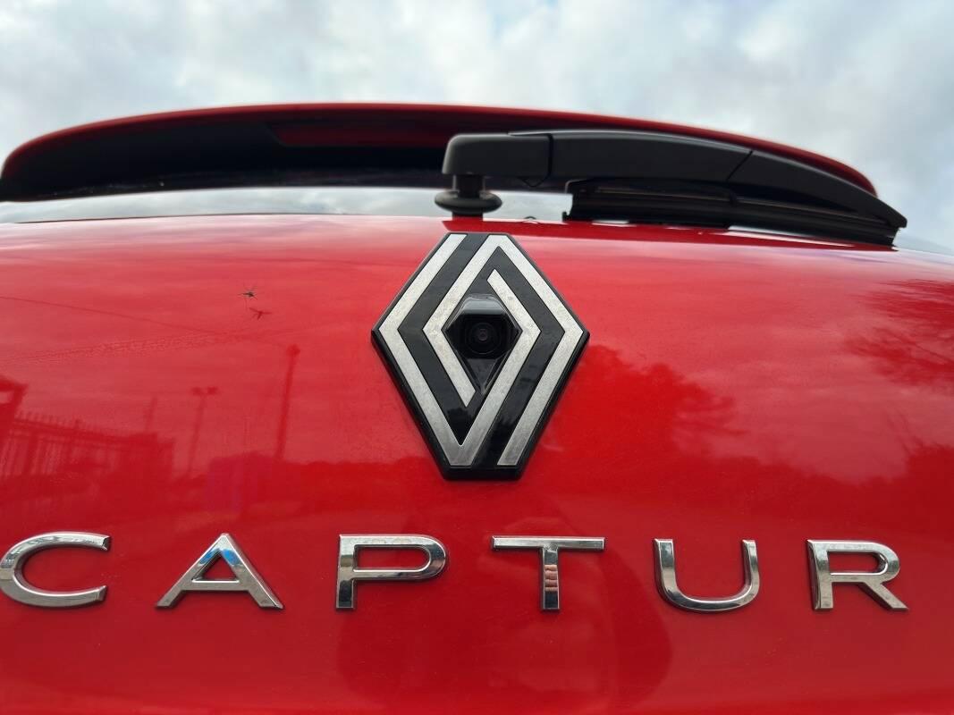 Renault Captur 1.0 Techno GPL 100cv Con Telecam e CarPlay