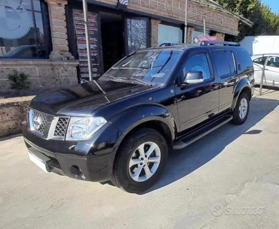 NISSAN - Pathfinder