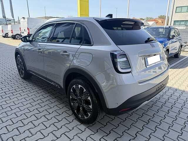 Fiat 600 Hybrid Hybrid 100 CV DCT MHEV La Prima