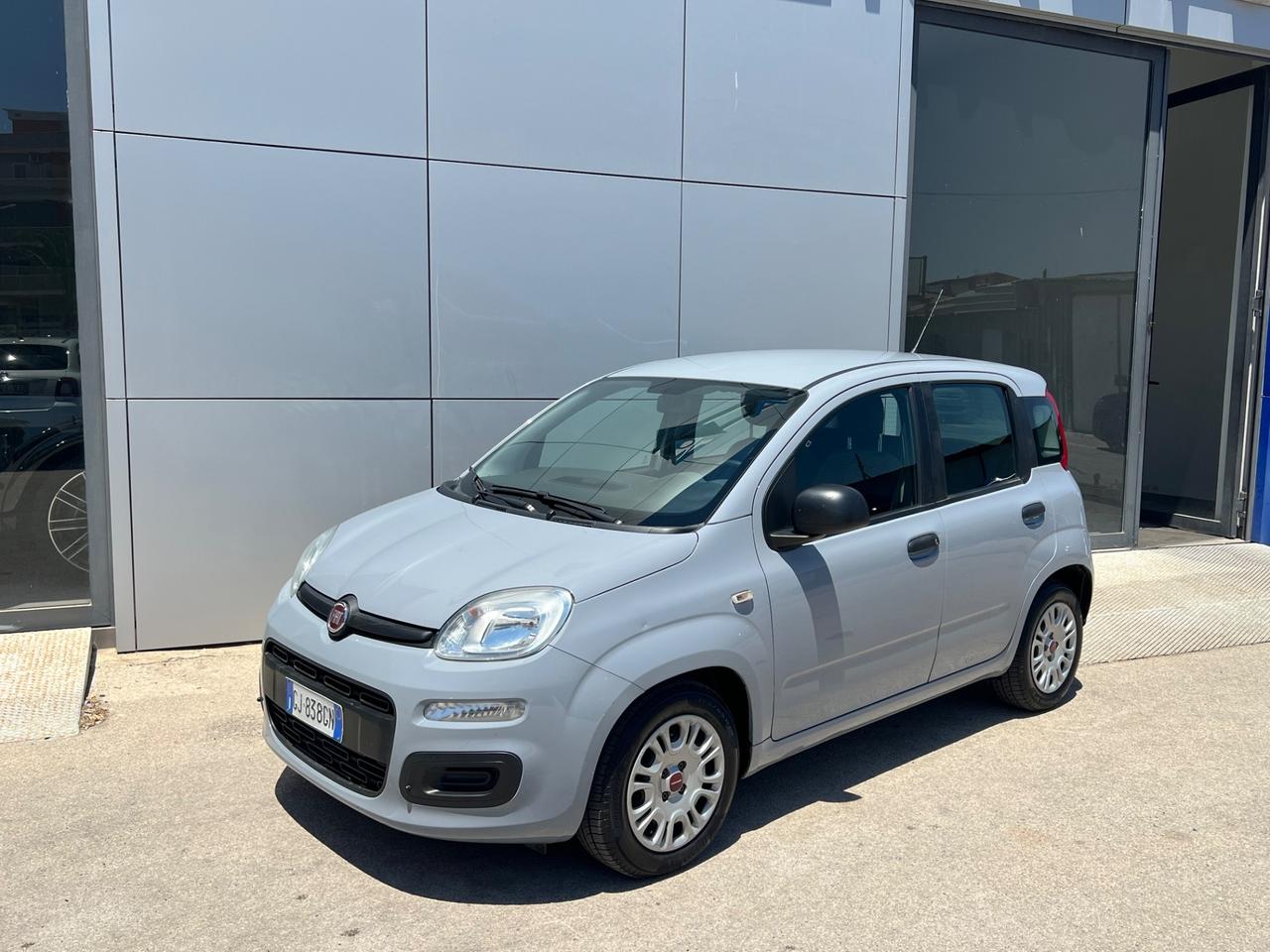 Fiat Panda 1.0 hybrid Anticipo €900 proposta finanziamento