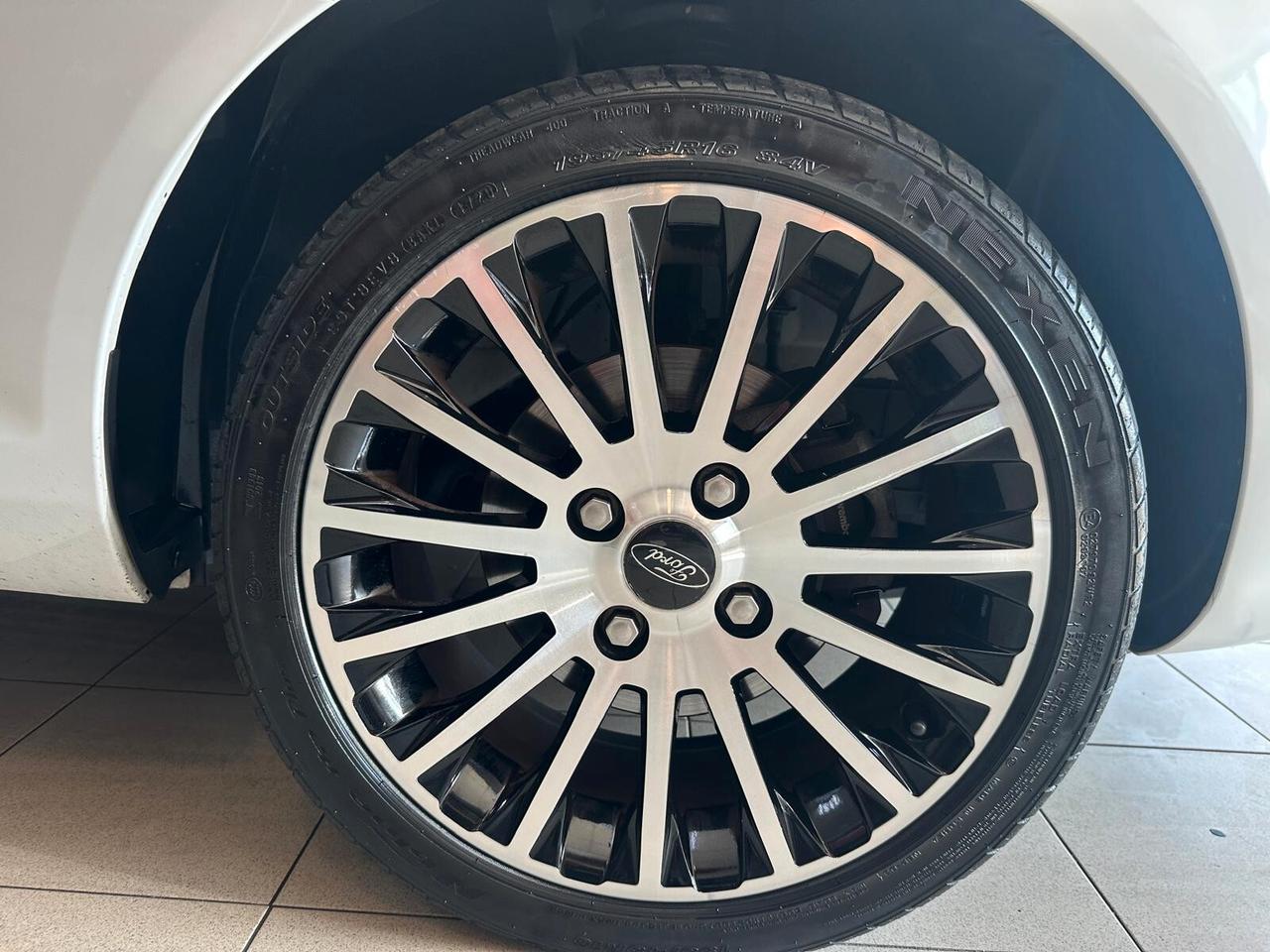 Ford Fiesta 1.4 TDCi 70CV 3 porte Titanium TENUTA BENISSIMO