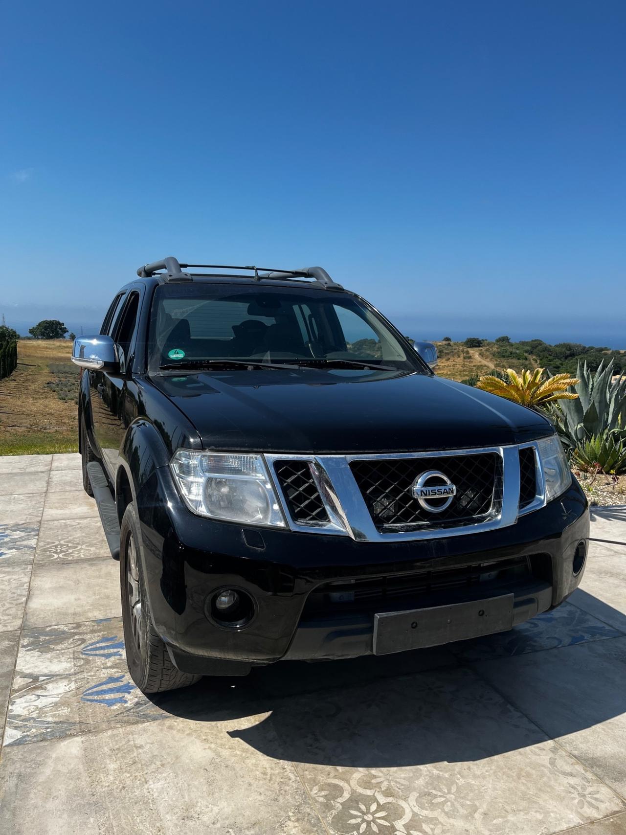 Nissan Navara 3.0 dCi 4 porte Double Cab LE V6