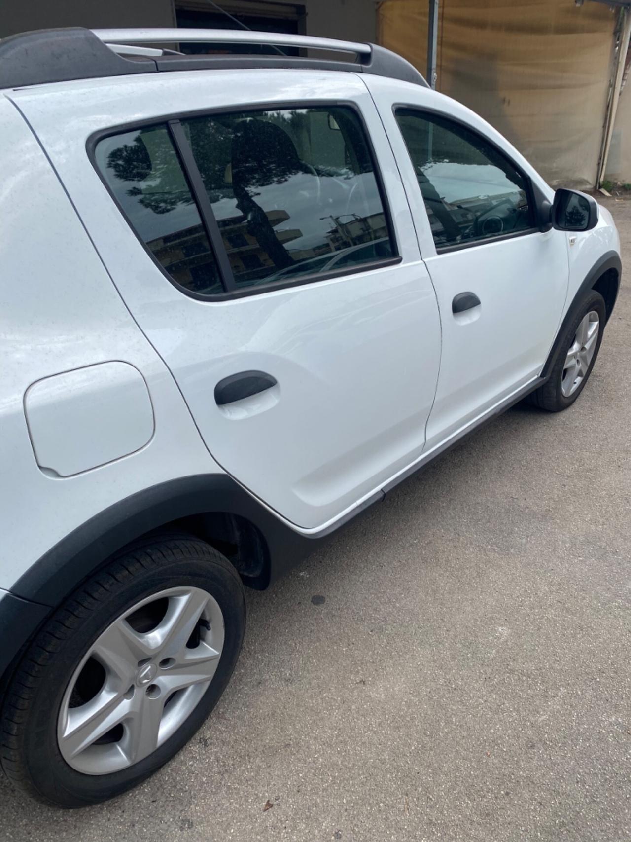 Dacia Sandero Stepway 1.5dci 2015 Full Navi