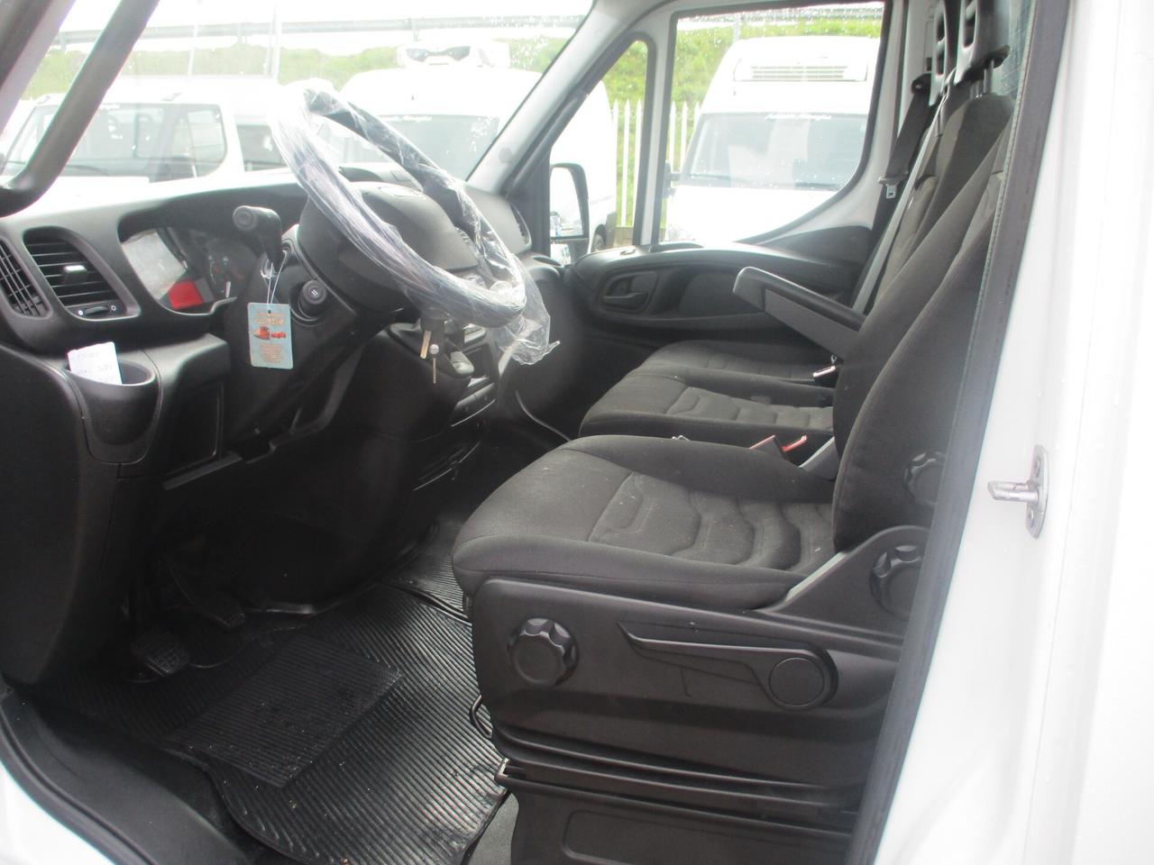 Iveco Daily 35C11 2.3 110CV E5 P.3450 CASSONE FISSO DA 3.80M