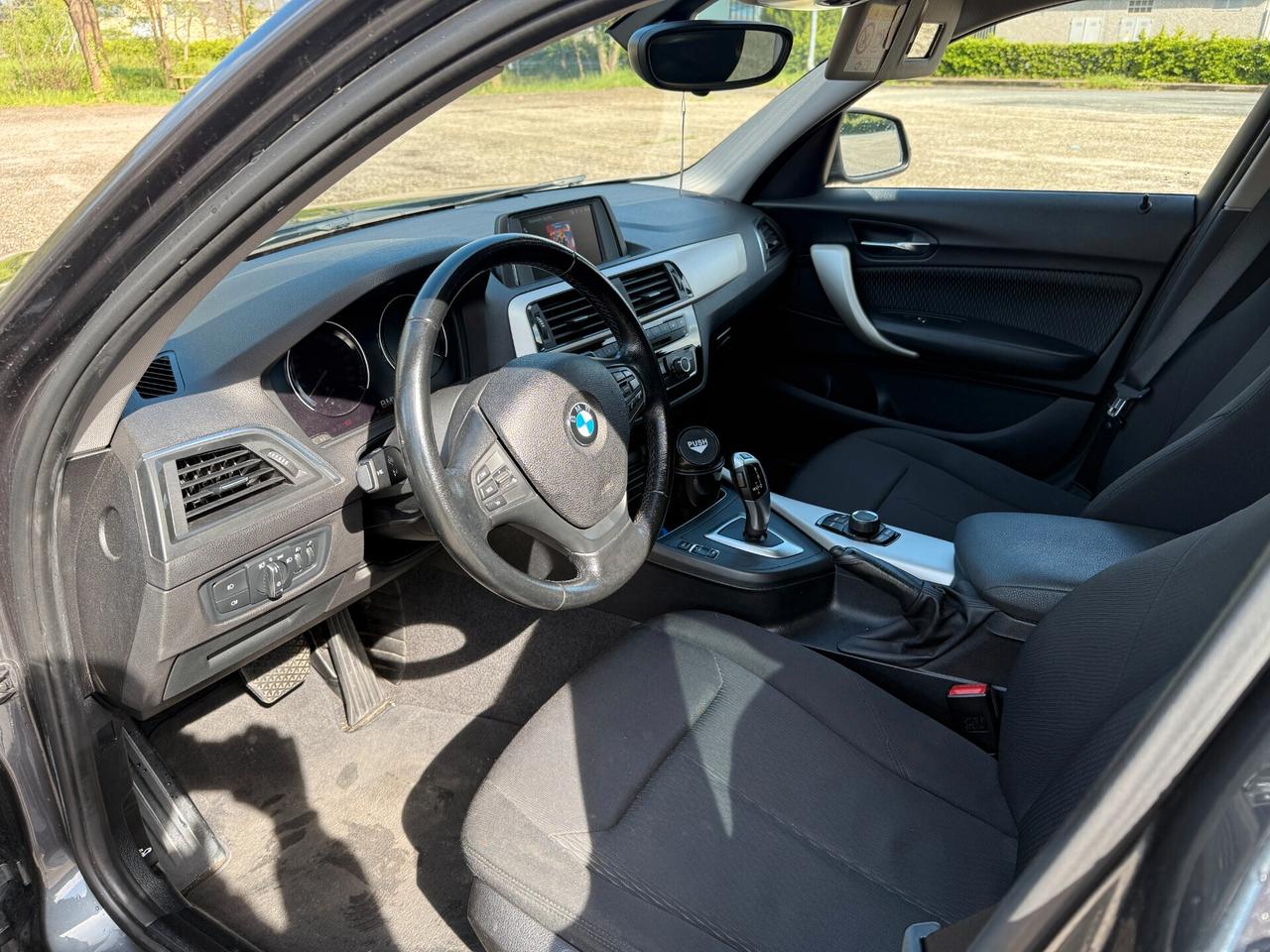 Bmw 118 118d 5p. Advantage