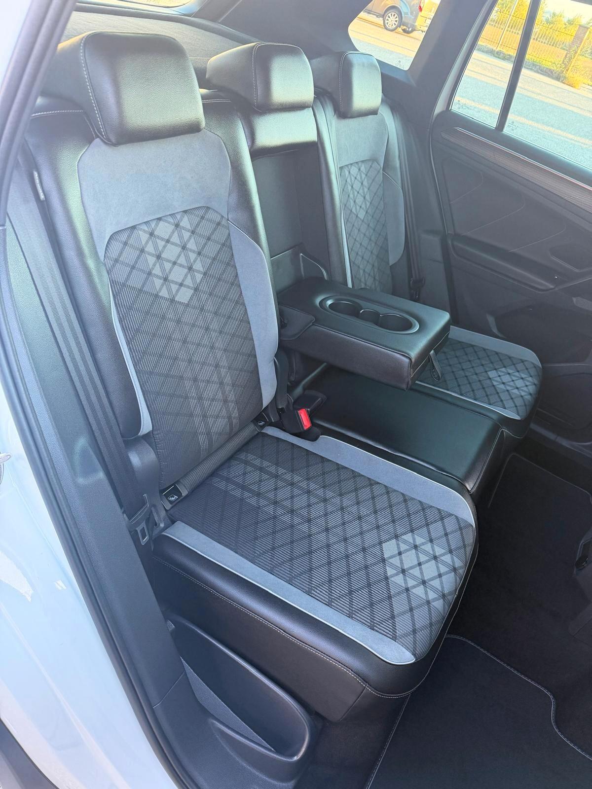 Volkswagen Tiguan 2.0 TDI 200 CV SCR DSG 4MOTION R-Line