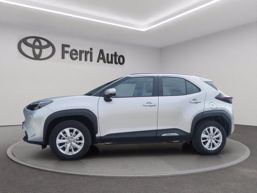 TOYOTA Yaris cross 1.5h active fwd 115cv e-cvt del 2025