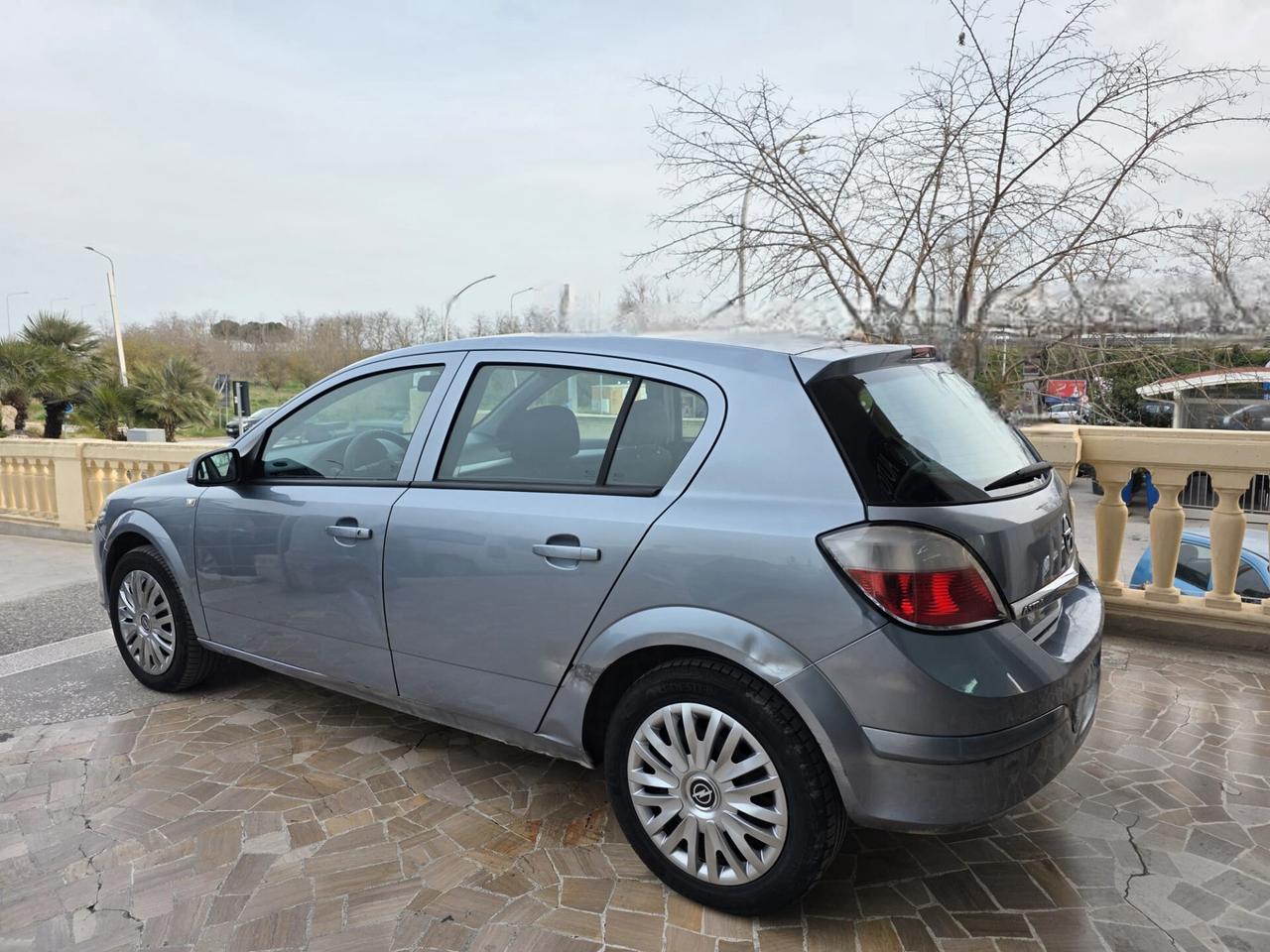 Opel Astra 1.7 CDTI 101CV 5 porte Elegance