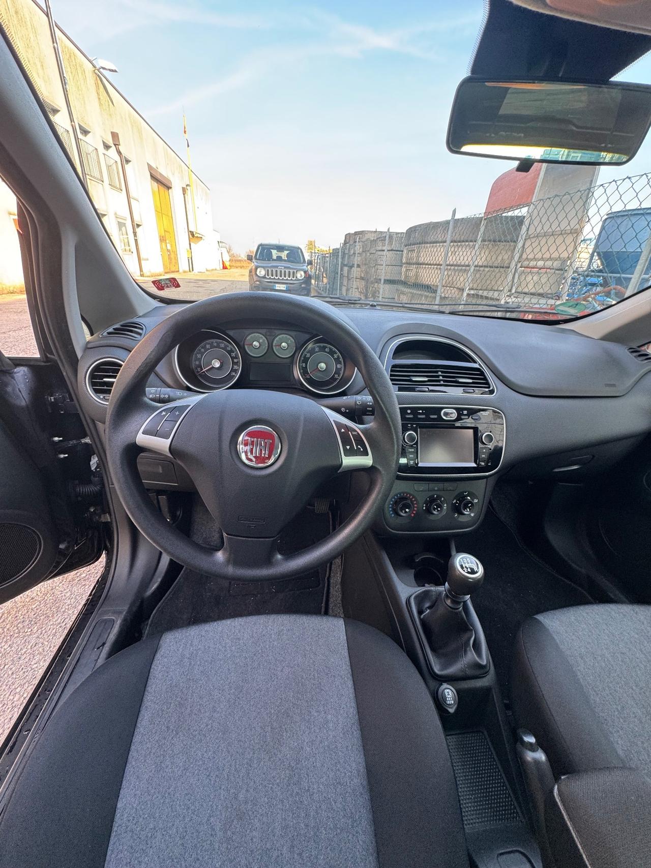 Fiat Punto 1.2 young 5p