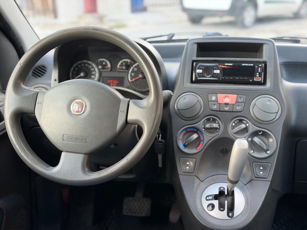 Fiat Panda 1.2 benzina cambio automatico