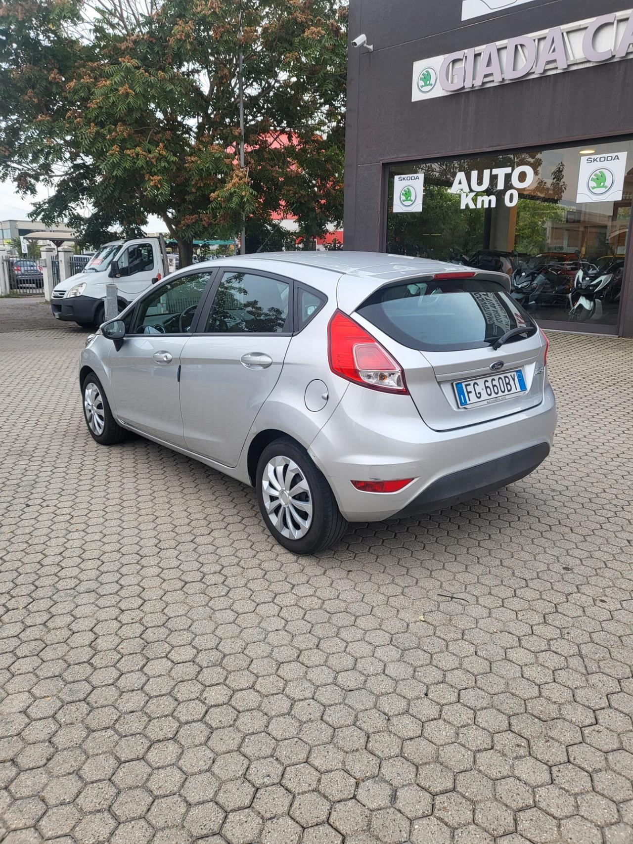 Ford Fiesta 1.5 TDCi 75CV 5 porte Business