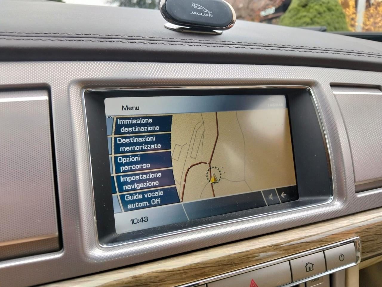 Jaguar XF 2.7D V6 Premium Luxury