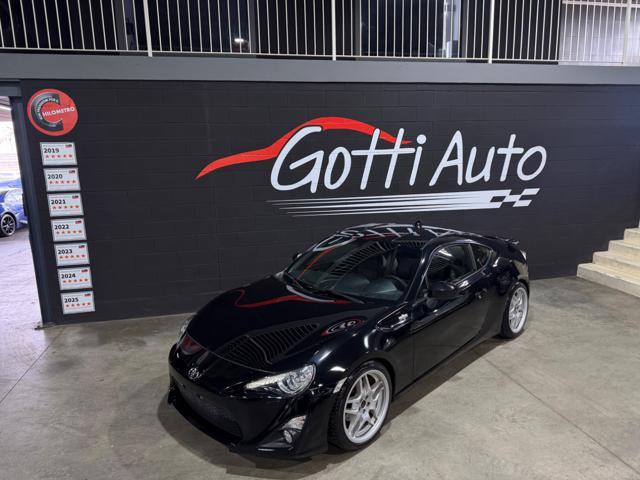 TOYOTA GT86 2.0 CERCHI DA 18 TOTAL BLACK IN SEDE