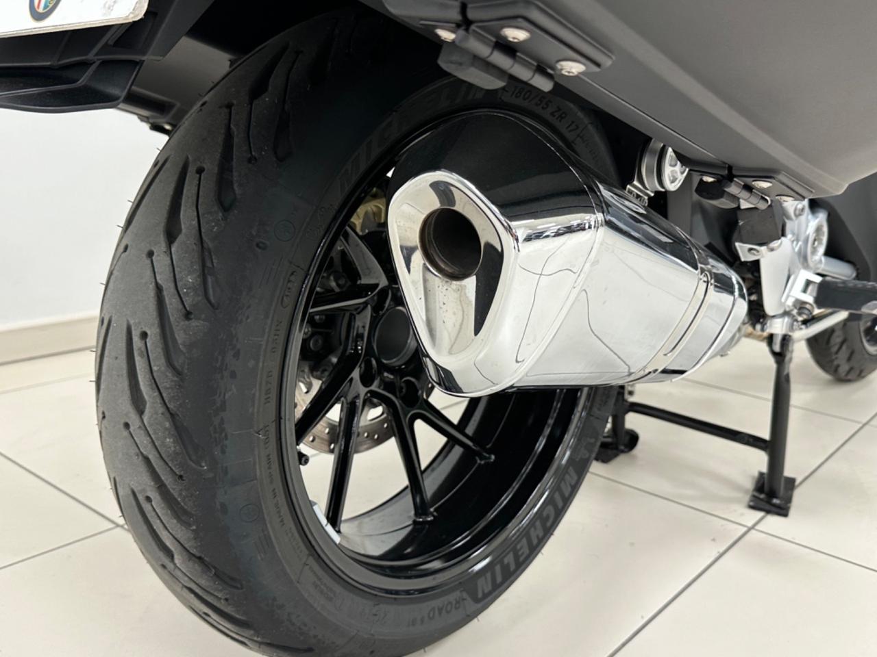 BMW R 1250 RT Triple Black KM 3000 - 2024