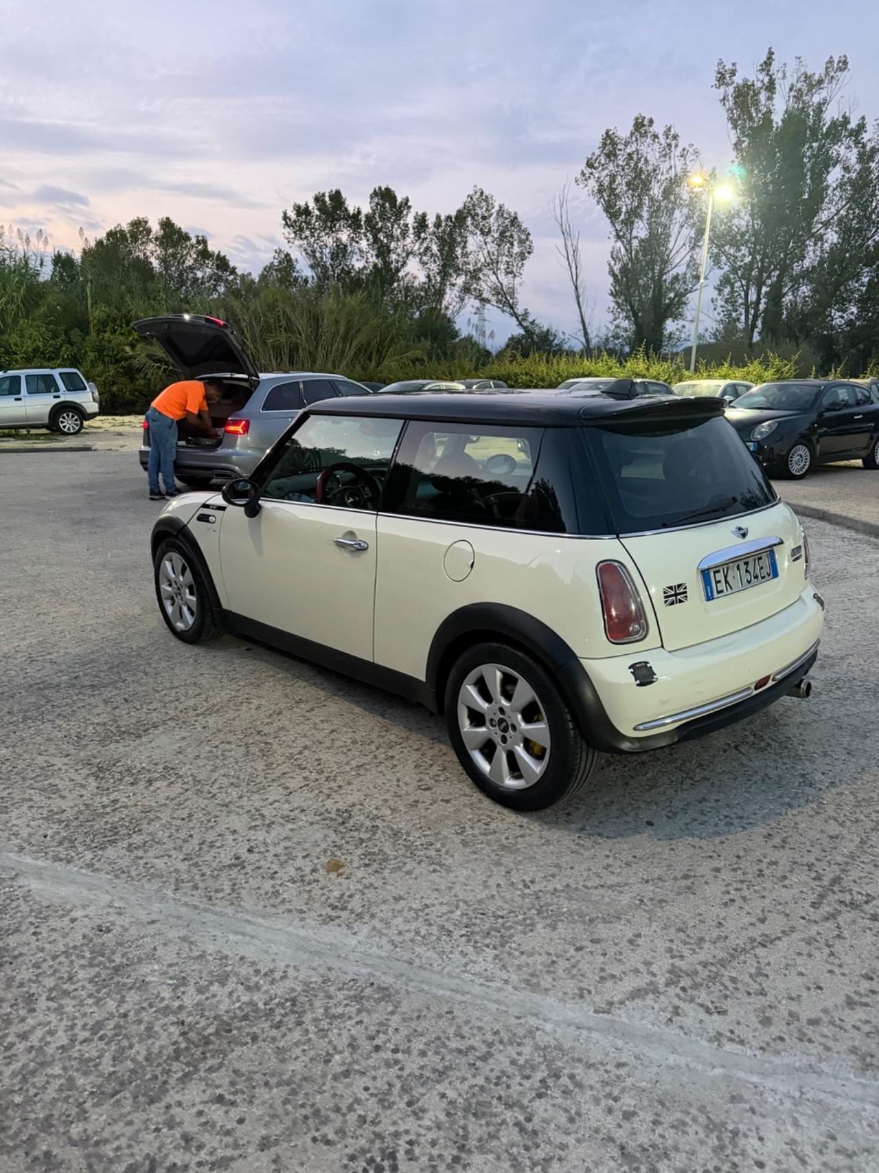 Mini 1.6 16V Cooper Salt