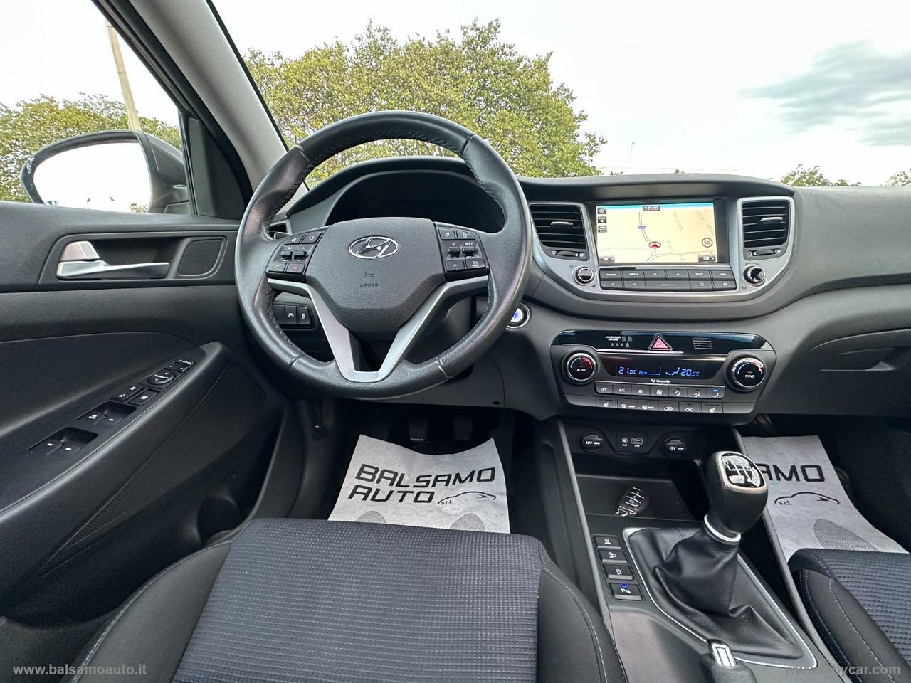 HYUNDAI Tucson 1.7 CRDi Comfort TETTO APRIBILE