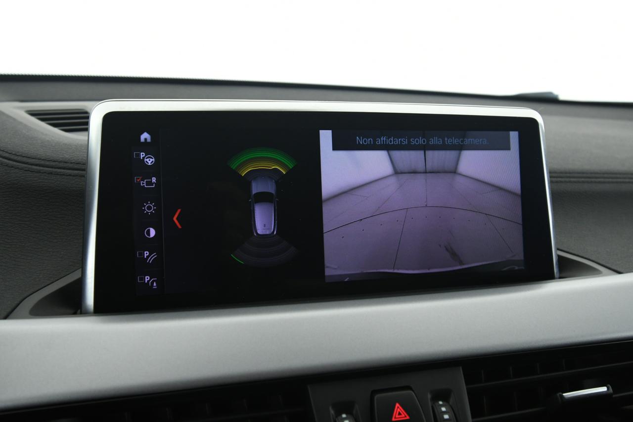 BMW X2 sdrive18d Business X auto CAMERA+BLUETOOTH+LED