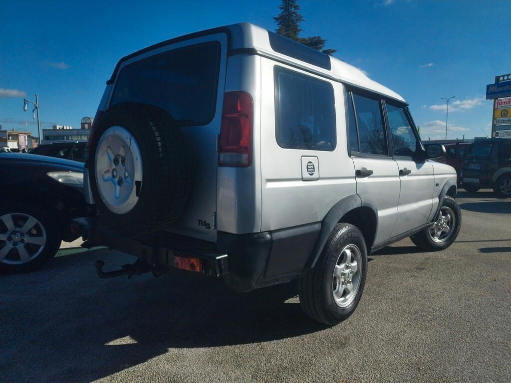 Land Rover Discovery 2.5 Td5 5p. Autocarro Luxury