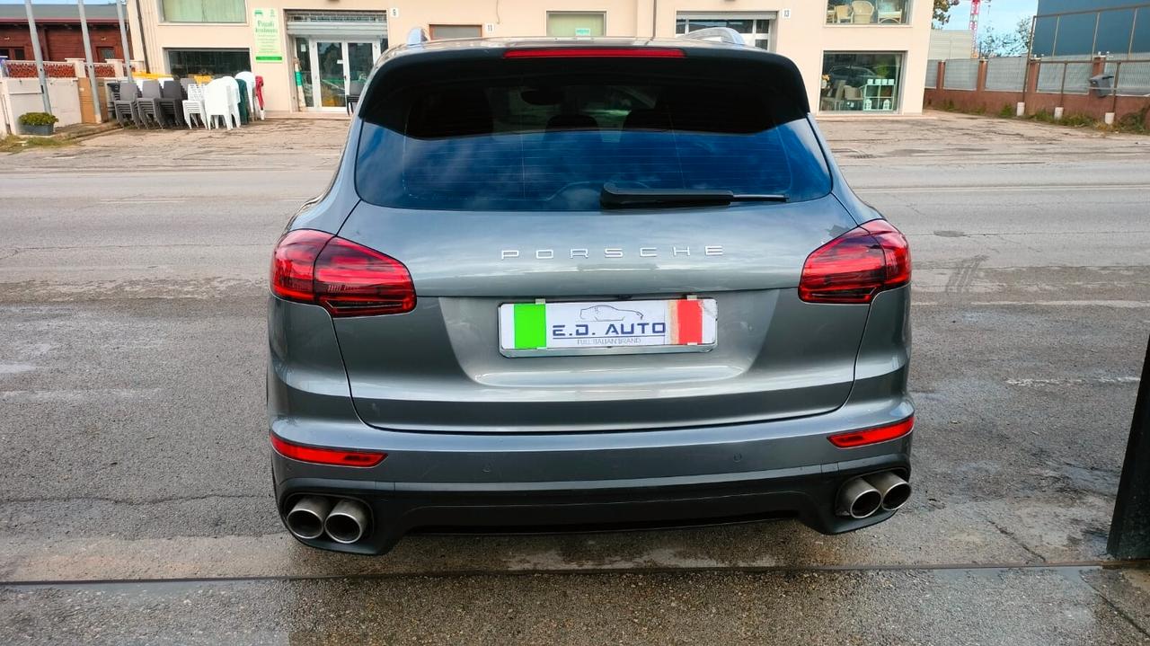 Porsche Cayenne 4.1 S Diesel