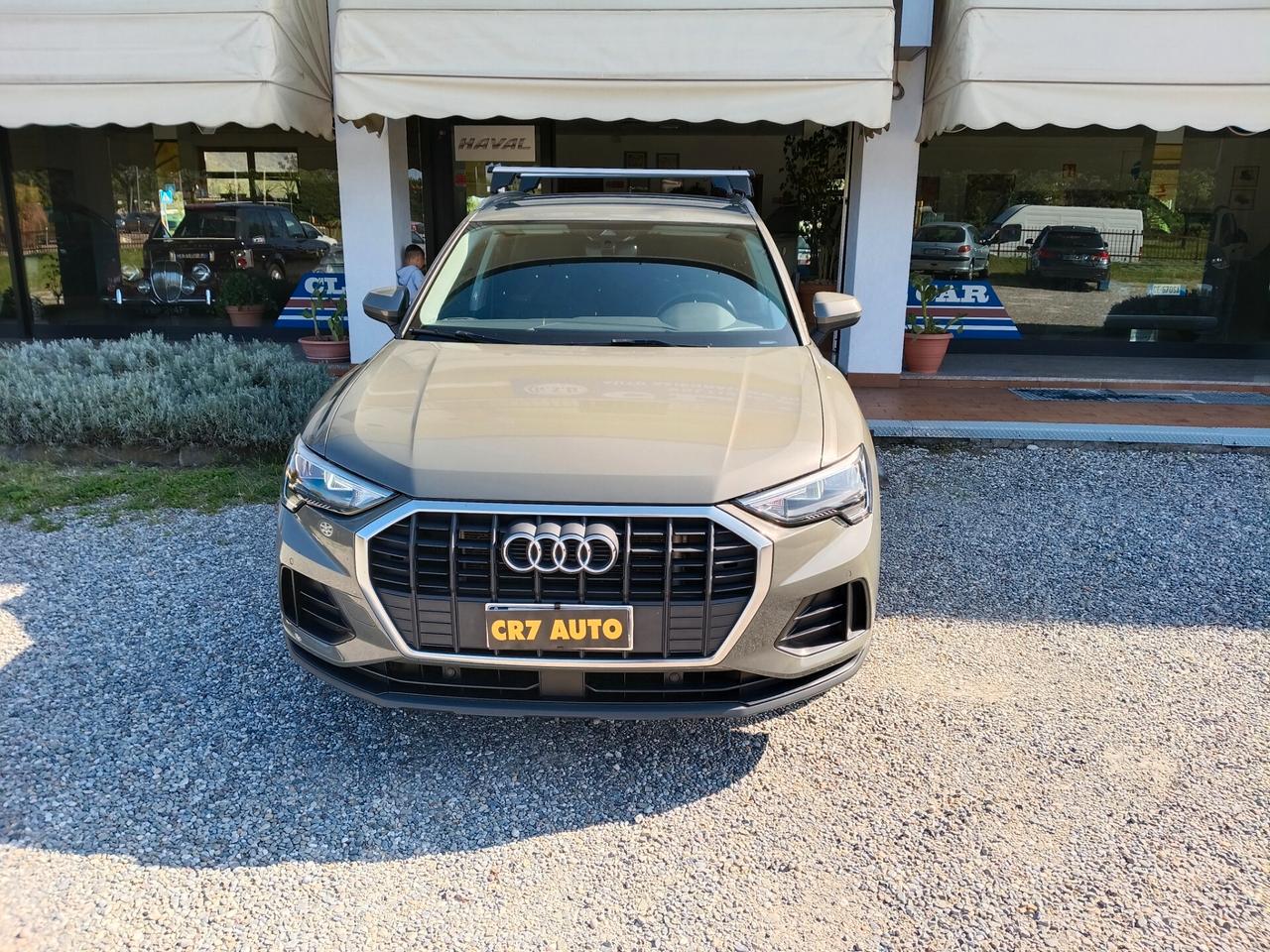 Audi Q3 45 TFSI e S tronic Sport Hybrid