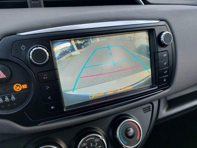 TOYOTA Yaris 1.0 5 porte Active EURO 6 Neopatentati