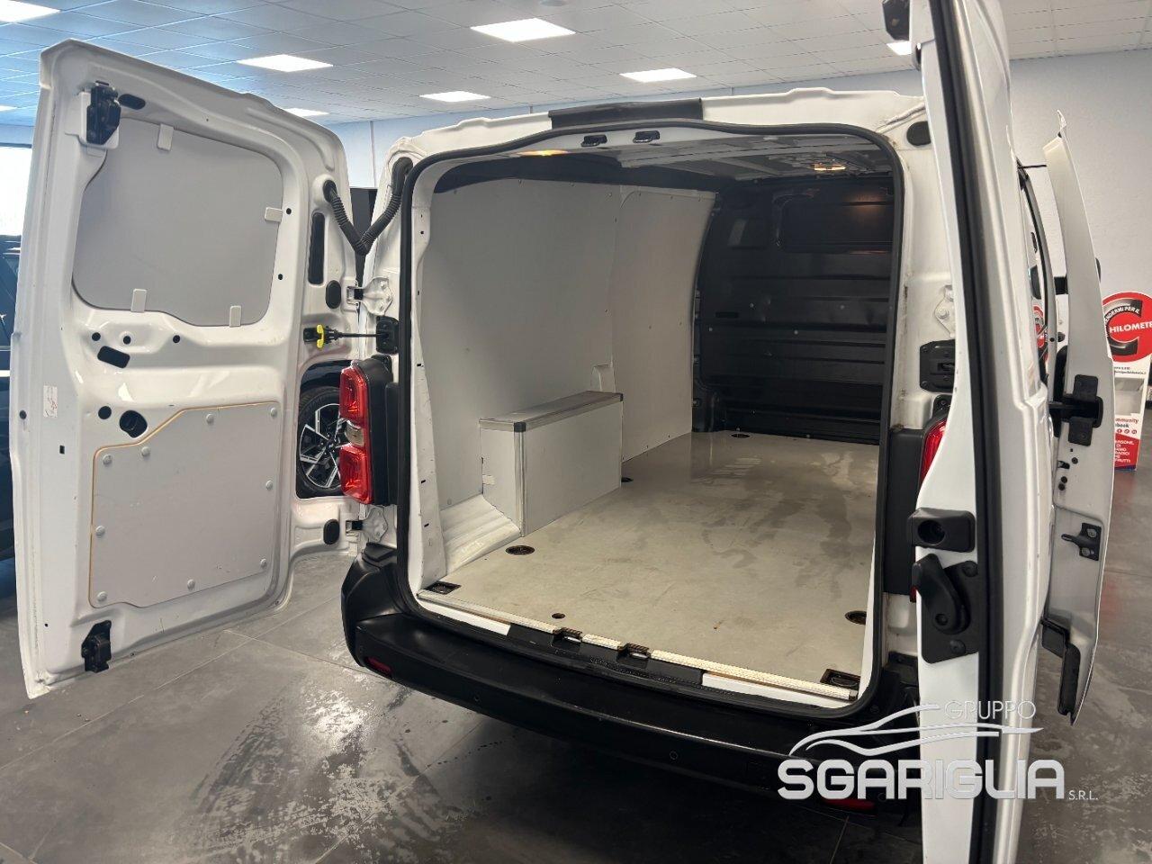 FIAT Scudo 3 Posti L3H1 Furgone