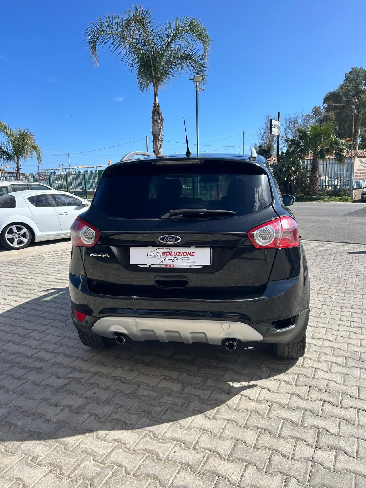 Ford Kuga Kuga+ 2.0 TDCi 140 CV 2WD DPF