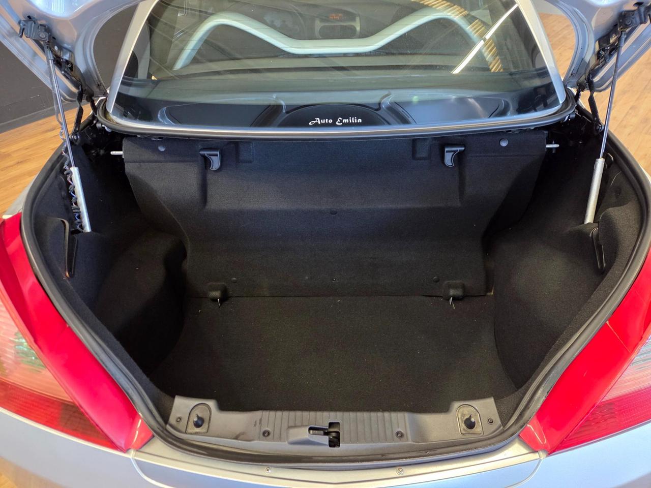 Opel Tigra TwinTop Tigra Twintop 1.3 cdti Enjoy