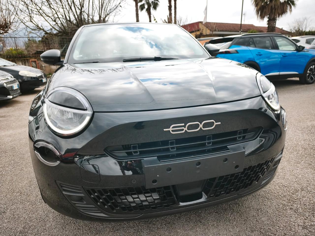 FIAT 600 Hybrid 100CV DCT MHEV