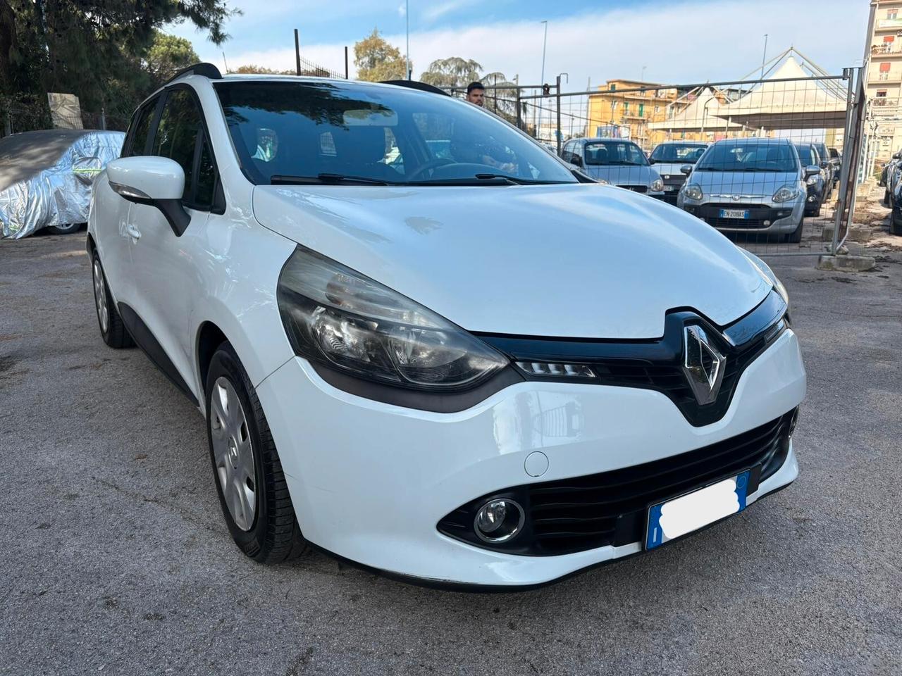 RENAULT CLIO 1.5 DCI SportTour - 2013