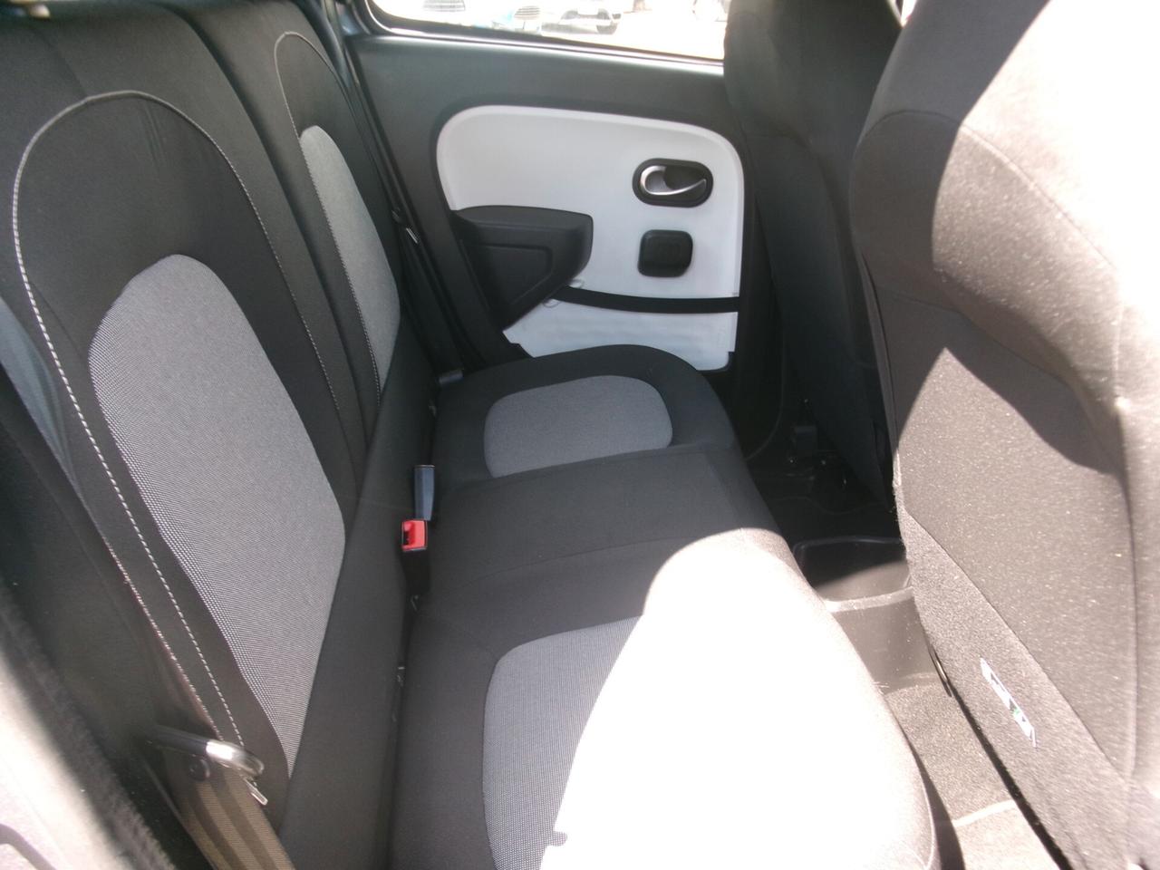 Renault Twingo 0.9 TCE 90CV GPL DI SERIE NAVIGATORE/RETROCAMERA